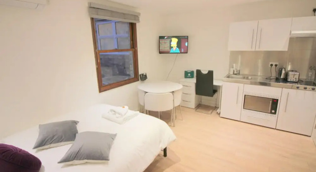 Студия Comfort Cambridge City Rooms by Paymán Club