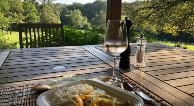 Mabelle Reve B&B (Adults Only), Rezerwuj Bed and Breakfast Hotele w White Perigord z basenem, Basen