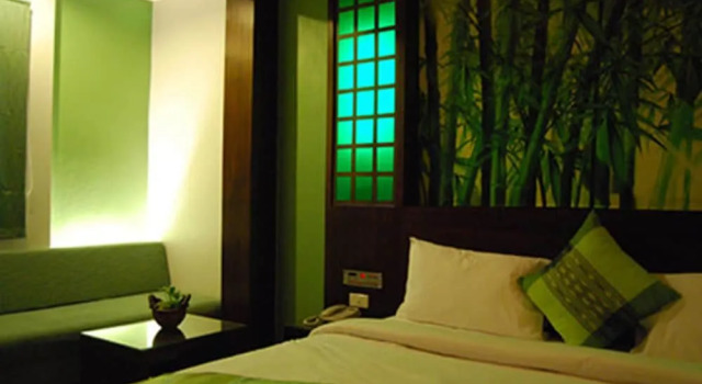 Cha-Baa Resort, Забронировать Курортный отель Курортные отели Районг, рядом с Пешеходная улица Йомджинда, Курортный отель