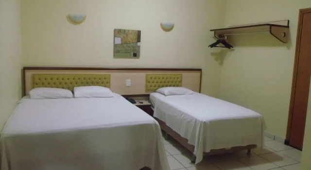 Larison Ji-Paraná by - Easy Hotéis, Book Hotel Ji Parana 
