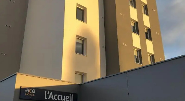 ACE Hôtel Thionville - Porte du Luxembourg, Забронировать Отель Отели Тьонвиль с парковкой, Парковка