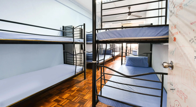 Łóżko w pokoju wieloosobowym Kuantan Backpackers