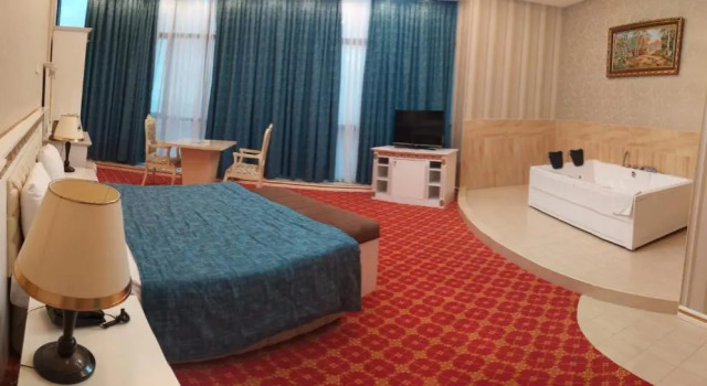 Номер Standard с видом на воду Spring Hotel