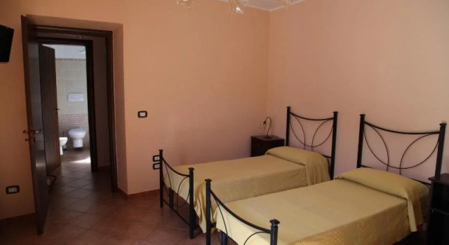 Bed & Breakfast L'antica Dimora, Prenota Hotel Laino Borgo Pollino
