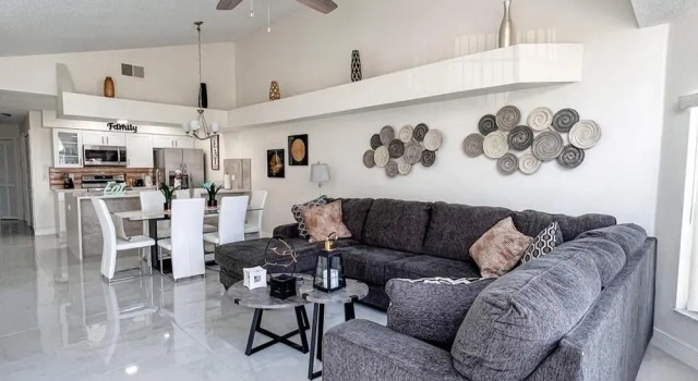 Апартаменты Grand Luxury 3BR Penthouse Near Disney Parks 2