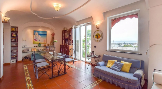 Beautiful Home in Casamicciola Terme With 2 Bedrooms and Wifi, Buchen Sie Hotel Casamicciola Terme Ischia