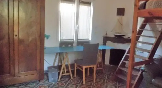 Clos Réginel Remparts Sud, Prenota Appartamento Hotel a Alvernia con parcheggio, Parcheggio