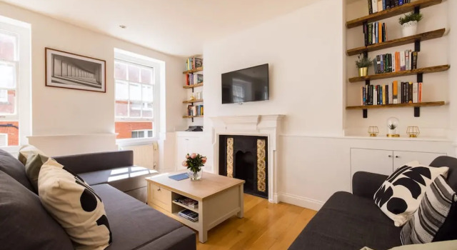 Апартаменты Contemporary Apartment in Central Bloomsbury