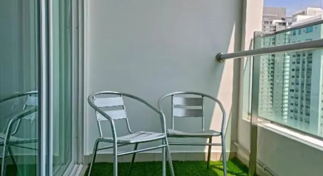 Mansion One 3 Bedroom SEAVIEW Gurney Georgetown 1-13Pax, Забронировать Отель Отели штата Пинанга с парковкой, рядом с 1st Avenue Penang, Парковка