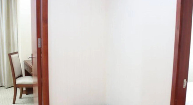 Shenzhen Xingweiyifeng Hotel, Rezerwuj Hotel Hotele w Shenzhen z parkingiem, Parking
