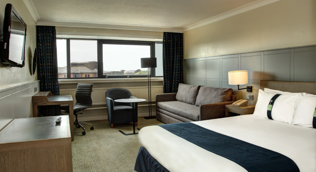 Holiday Inn Cardiff City Centre by IHG
