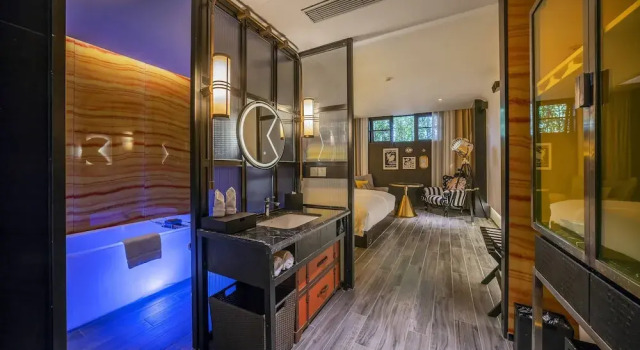Movietel Hangzhou, Забронировать Отель Отели Ханчжоу 5 звезд, рядом с Bai Causeway, 5*