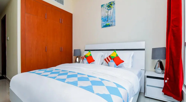 OYO Home 176 1BHK Lake Tower JLT, Забронировать Отель Дубай Эмират Дубай, рядом с Dubai Marina Yacht Club
