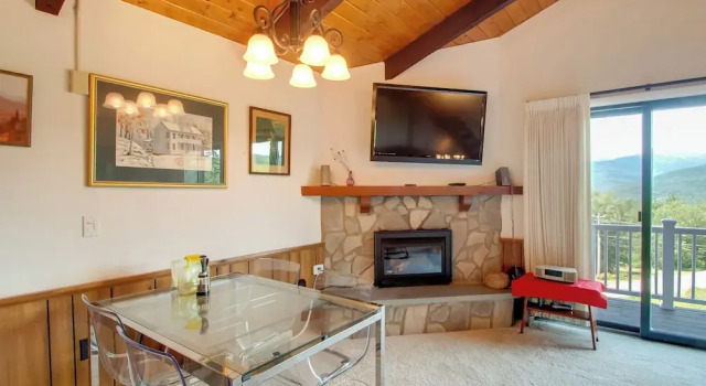 Mountaintop Condo w/ Great Mt Washington View, Забронировать Апартаменты/квартира Апартаменты Cranmore Mountain Resort, Апартаменты/квартира