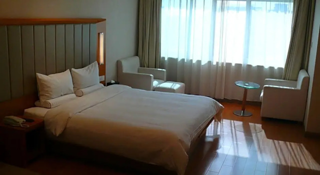 Двухместный номер Business JI Hotel Tianjin Binjiangdao