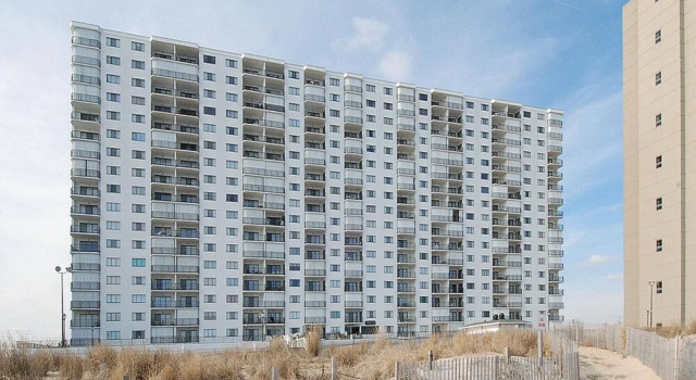 Henlopen Unit 811 by Long & Foster, Забронировать Отель Отели Рехобот-Бич 4 звезды, рядом с Rehoboth Railroad Station, 4*
