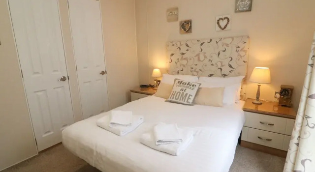 Waterside Lodge