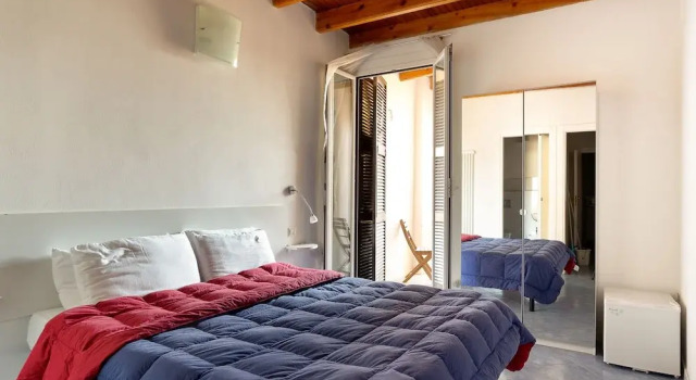 Номер Deluxe с балконом The Vernazza Main Plaza - Rooms & Suites