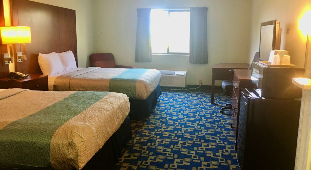 Четырёхместный номер Standard SureStay Hotel by Best Western Weimar