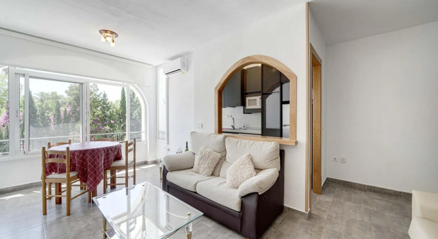 Snug holiday home in Villamartin with garden