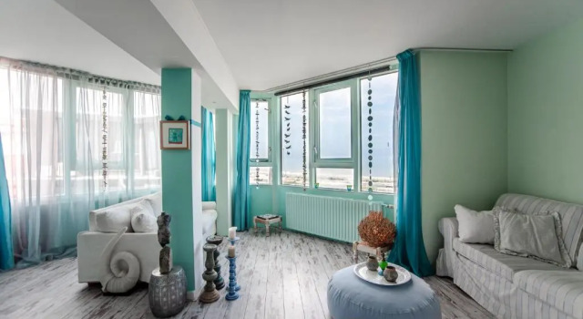 Beach Suite Sand