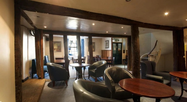 The Bell Hotel, Забронировать Отель Отели Англии 3 звезды, 3*