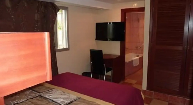 Standardowy pokój i balkonem Somatel Hotel