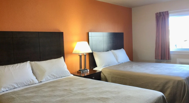 Четырёхместный номер Standard Downtown Motel Woodward