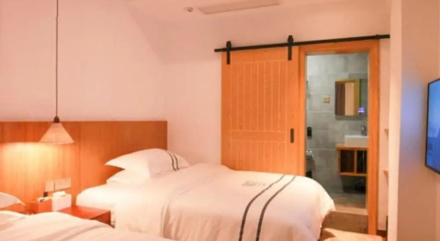 Двухместный номер Standard Yinlu Bedroom Fenghuang Hongqiao Shop