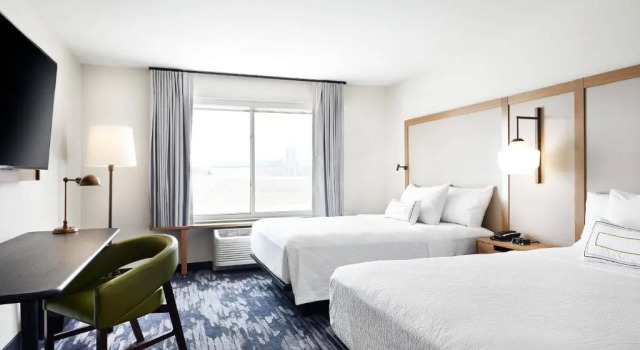 Четырёхместный номер Standard Fairfield Inn & Suites by Marriott Sheboygan