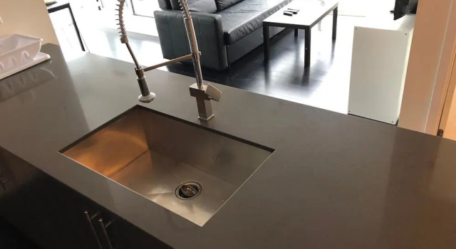 Номер Luxury Deluxe Corner Suite - By Elite Suites