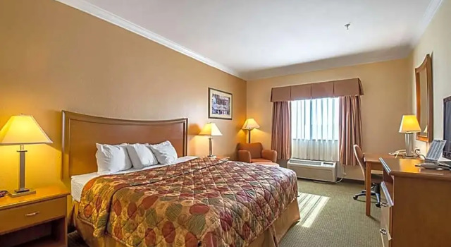 Номер Standard Days Inn by Wyndham Copperas Cove