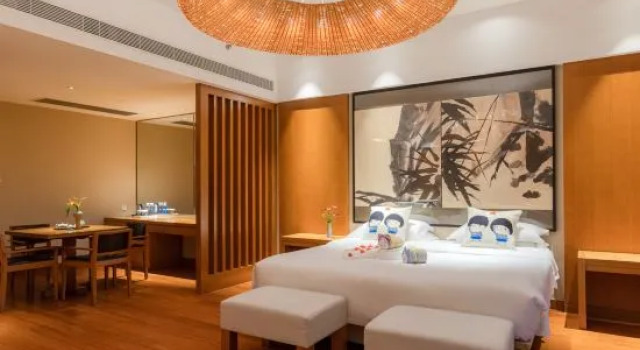 Семейный люкс с видом на озеро Narada Resort and Spa Anji