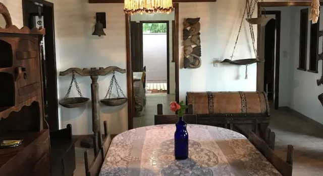 Casa Marrom, Забронировать Отель Бомбиньяс Санта-Катарина