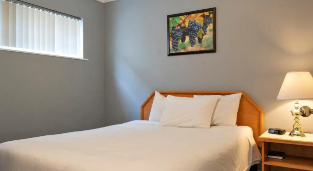 Люкс c 1 комнатой Tiki Shores Inn & Suites