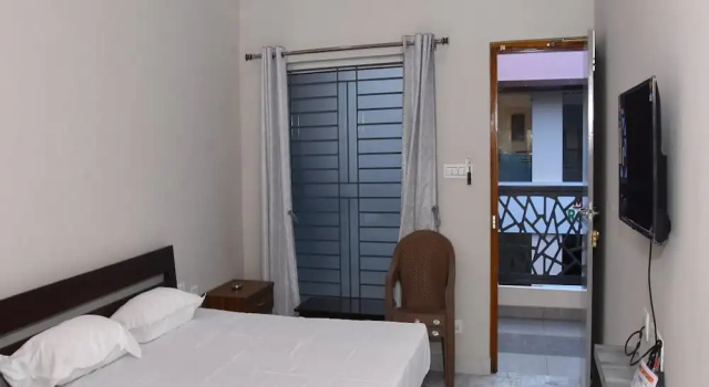 Двухместный номер Standard Maurya Residency