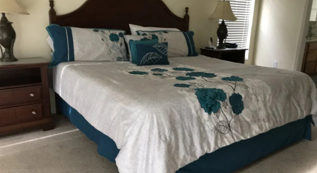 7 Bedroom Home With Private Screened Pool Spa Gameroom and 2 Master Suites by Florida Dream Homes, Book Ferieresort Hoteller i Four Corners med pool, Swimmingpool
