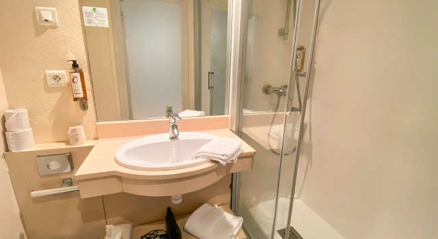 Одноместный номер Standard Hotel Le Sevigne - Sure Hotel Collection by Best Western