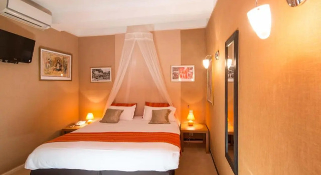 Номер Privilege Hotel Villa La Tour