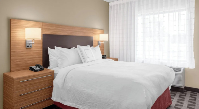 Люкс TownePlace Suites by Marriott Cincinnati Fairfield
