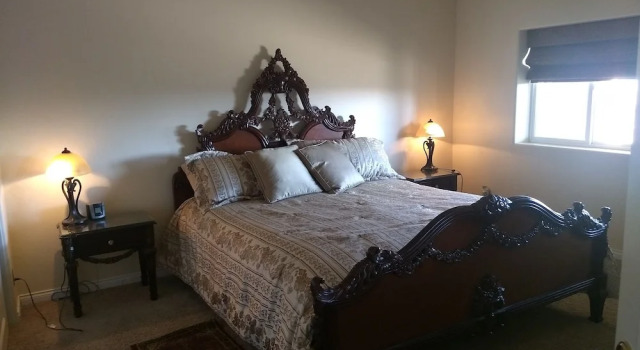 Апартаменты Luxury с 2 комнатами с видом на город Sunshine Mountain Bed and Breakfast