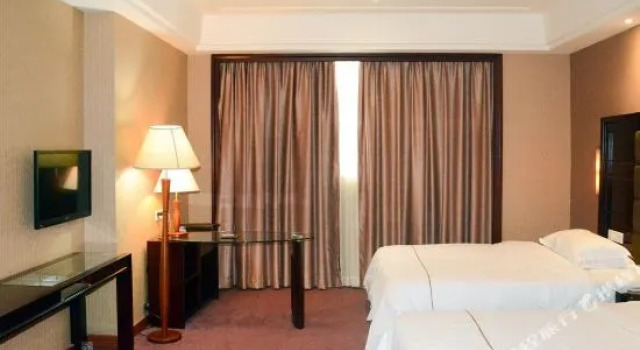 Huifeng Hotel, Boek Hotel Hotels in Guangdong met parkeren, Parkeren