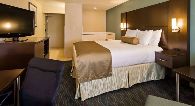 Номер Deluxe Baymont by Wyndham Marion, OH