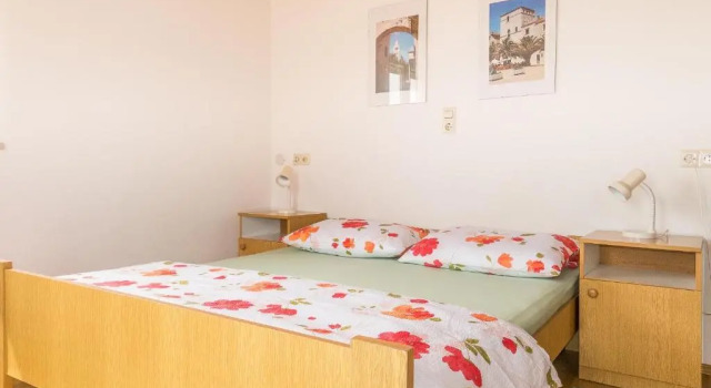 Apartments Pahljina 2885