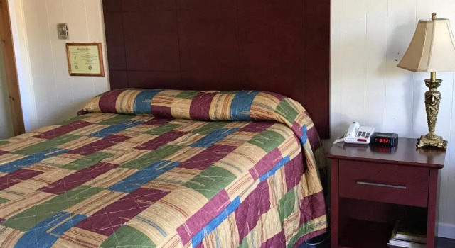 Номер Standard Deep River Motel
