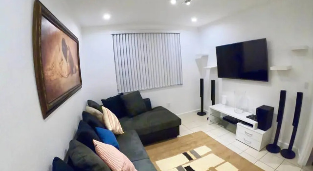 4BR 3BA Homestead Townhome by ASVR-1490, Забронировать Отель Хомстед Biscayne National Park, рядом с Homestead Hospital
