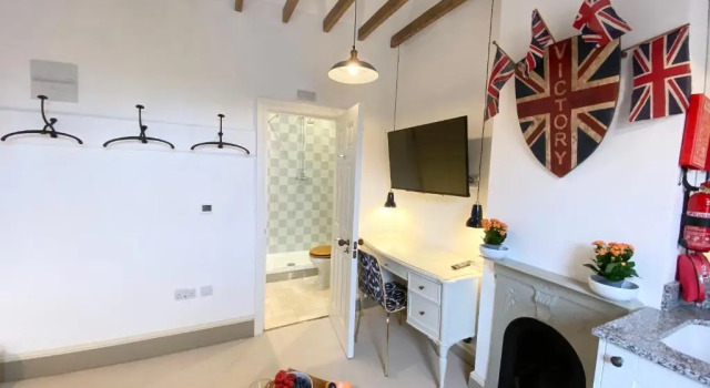 Студия Stylish Apartments in Pimlico & Westminster