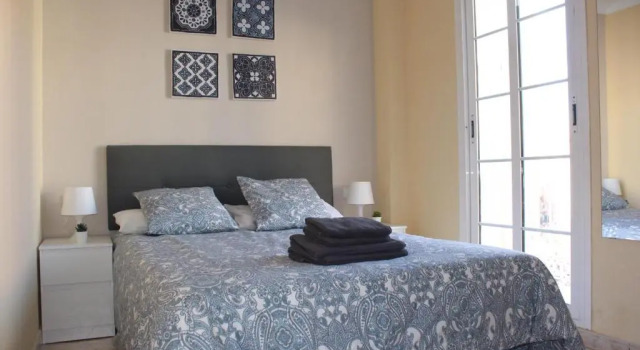 Nice and New Studio with balcony close to the city, Забронировать Апартаменты/квартира Малага - центр Малага, рядом с Музей Кармен Тиссен