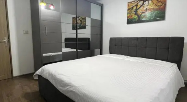 Apartament Elena, Rezerwuj Apartament Hotele w Carpathians - Romania z parkingiem, Parking