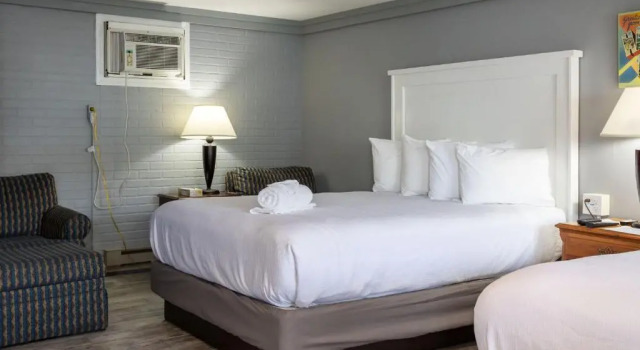 Четырёхместный номер Deluxe The Janmere Motel